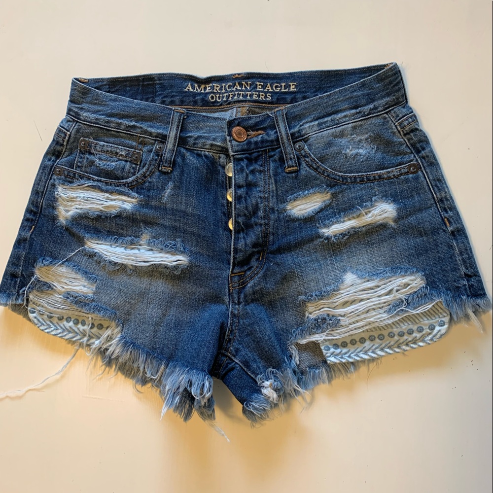 American Eagle - high rise denim shorts
